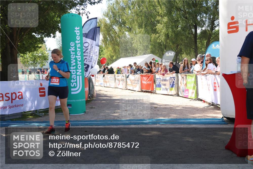 07.09.2025 - 19. Norderstedt Triathlon Zöllner http://msf.ph/oto/8785472 07.09.2025 13:16:13 Ziel 1252 meine-sportfotos.de