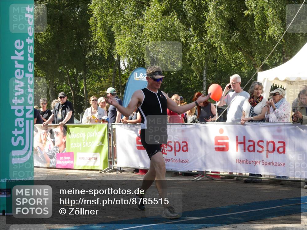 07.09.2025 - 19. Norderstedt Triathlon Zöllner http://msf.ph/oto/8785515 07.09.2025 12:45:53 Ziel 729, 1272 meine-sportfotos.de