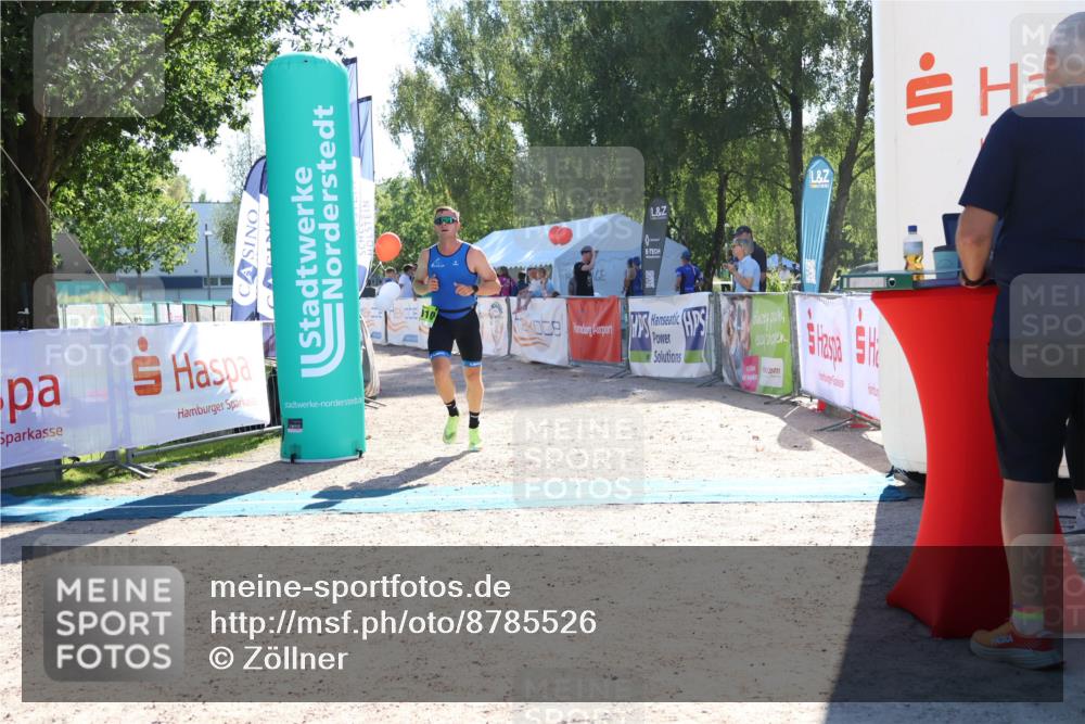 07.09.2025 - 19. Norderstedt Triathlon Zöllner http://msf.ph/oto/8785526 07.09.2025 15:31:41 Ziel 1010 meine-sportfotos.de