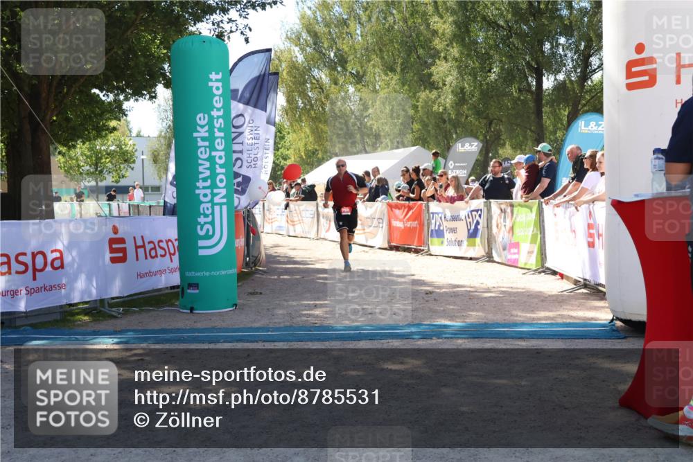 07.09.2025 - 19. Norderstedt Triathlon Zöllner http://msf.ph/oto/8785531 07.09.2025 13:17:07 Ziel 786 meine-sportfotos.de