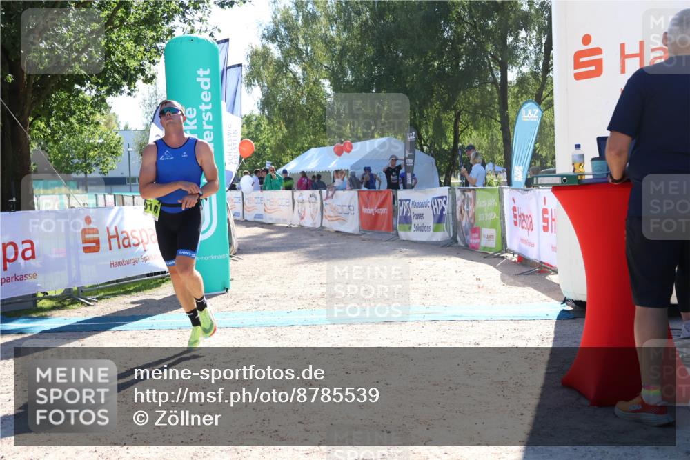 07.09.2025 - 19. Norderstedt Triathlon Zöllner http://msf.ph/oto/8785539 07.09.2025 15:31:42 Ziel 1010 meine-sportfotos.de