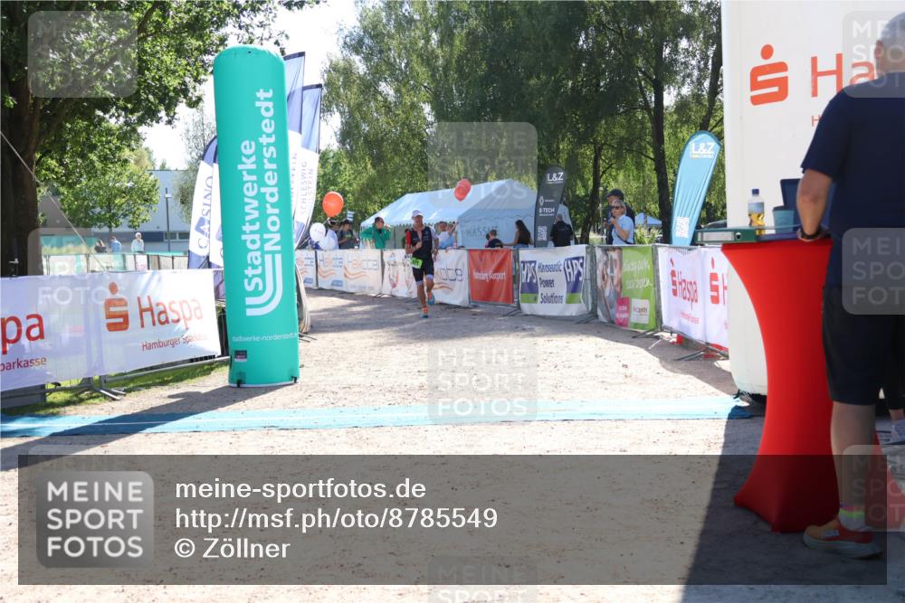 07.09.2025 - 19. Norderstedt Triathlon Zöllner http://msf.ph/oto/8785549 07.09.2025 15:31:54 Ziel 971 meine-sportfotos.de
