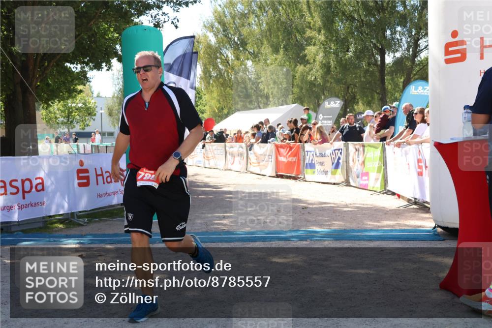 07.09.2025 - 19. Norderstedt Triathlon Zöllner http://msf.ph/oto/8785557 07.09.2025 13:17:09 Ziel 786 meine-sportfotos.de