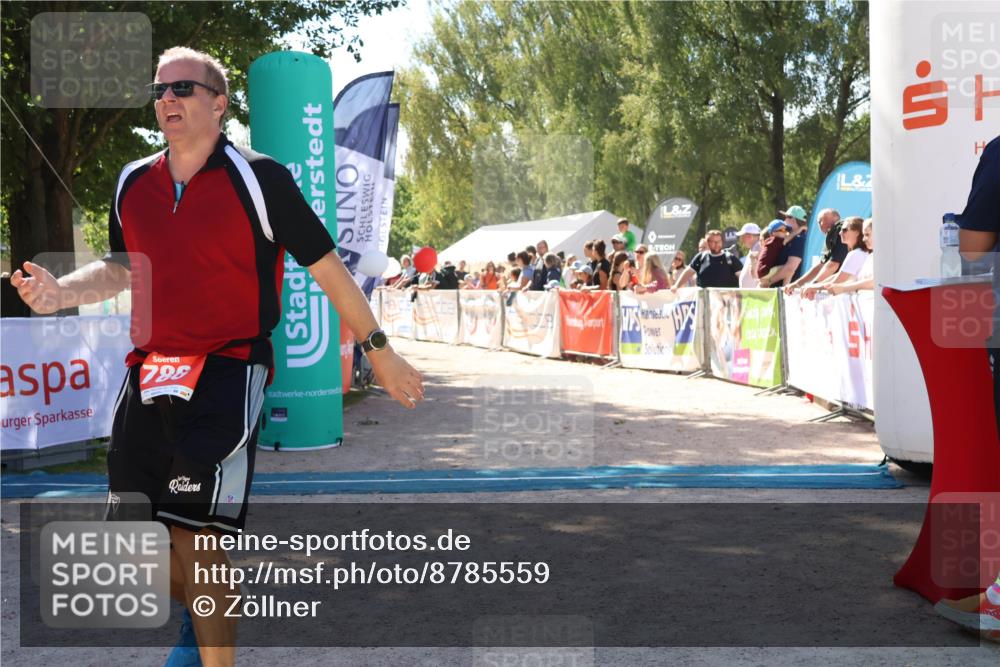 07.09.2025 - 19. Norderstedt Triathlon Zöllner http://msf.ph/oto/8785559 07.09.2025 13:17:10 Ziel 786 meine-sportfotos.de