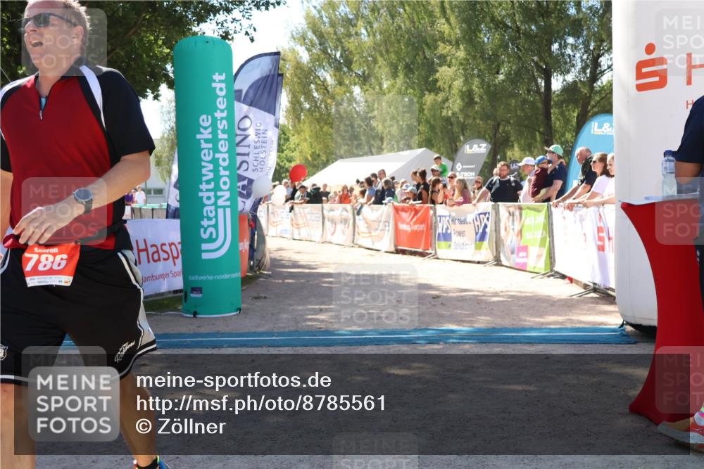07.09.2025 - 19. Norderstedt Triathlon Zöllner http://msf.ph/oto/8785561 07.09.2025 13:17:10 Ziel 786 meine-sportfotos.de