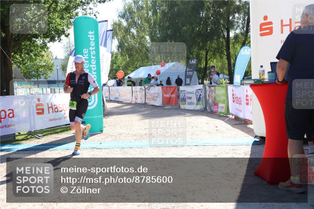 07.09.2025 - 19. Norderstedt Triathlon Zöllner http://msf.ph/oto/8785600 07.09.2025 15:31:58 Ziel 971 meine-sportfotos.de