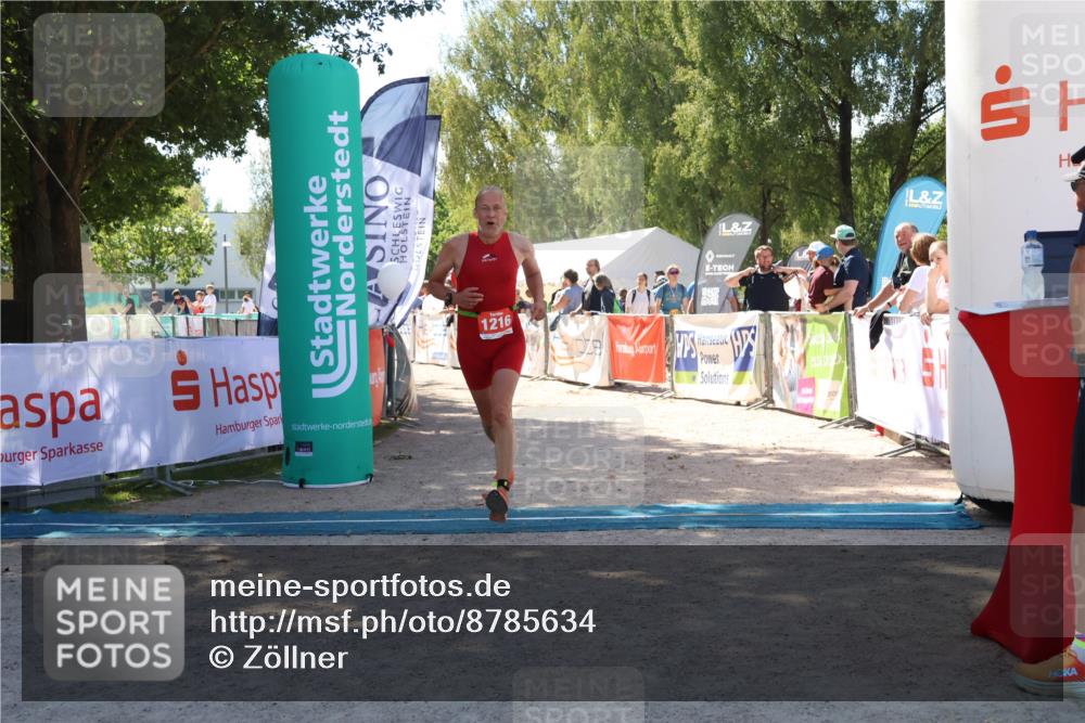 07.09.2025 - 19. Norderstedt Triathlon Zöllner http://msf.ph/oto/8785634 07.09.2025 13:18:20 Ziel 1216 meine-sportfotos.de