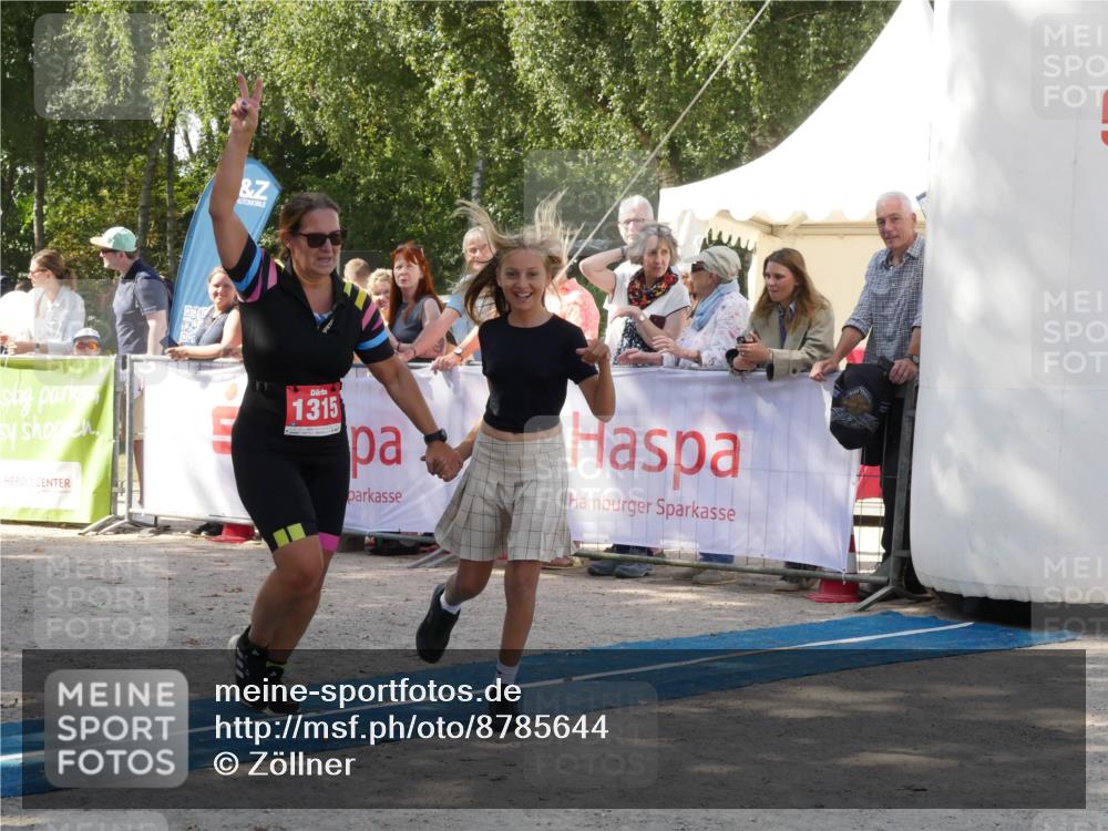 07.09.2025 - 19. Norderstedt Triathlon Zöllner http://msf.ph/oto/8785644 07.09.2025 12:48:37 Ziel 1315 meine-sportfotos.de