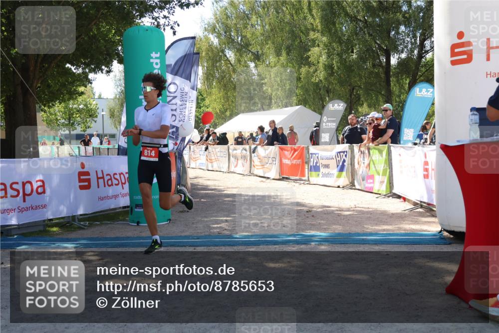 07.09.2025 - 19. Norderstedt Triathlon Zöllner http://msf.ph/oto/8785653 07.09.2025 13:18:55 Ziel 814 meine-sportfotos.de