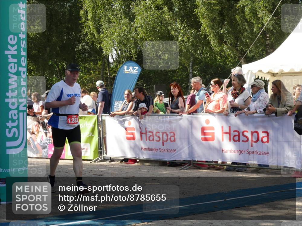 07.09.2025 - 19. Norderstedt Triathlon Zöllner http://msf.ph/oto/8785655 07.09.2025 12:48:53 Ziel 1282, 1349 meine-sportfotos.de