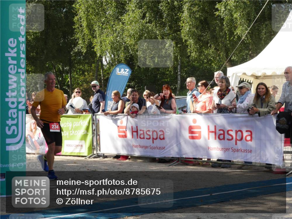07.09.2025 - 19. Norderstedt Triathlon Zöllner http://msf.ph/oto/8785675 07.09.2025 12:49:06 Ziel 234 meine-sportfotos.de