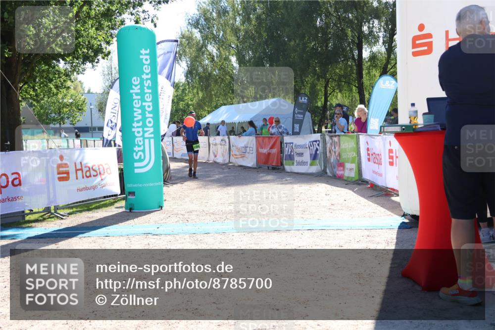 07.09.2025 - 19. Norderstedt Triathlon Zöllner http://msf.ph/oto/8785700 07.09.2025 15:32:49 Ziel 1009 meine-sportfotos.de
