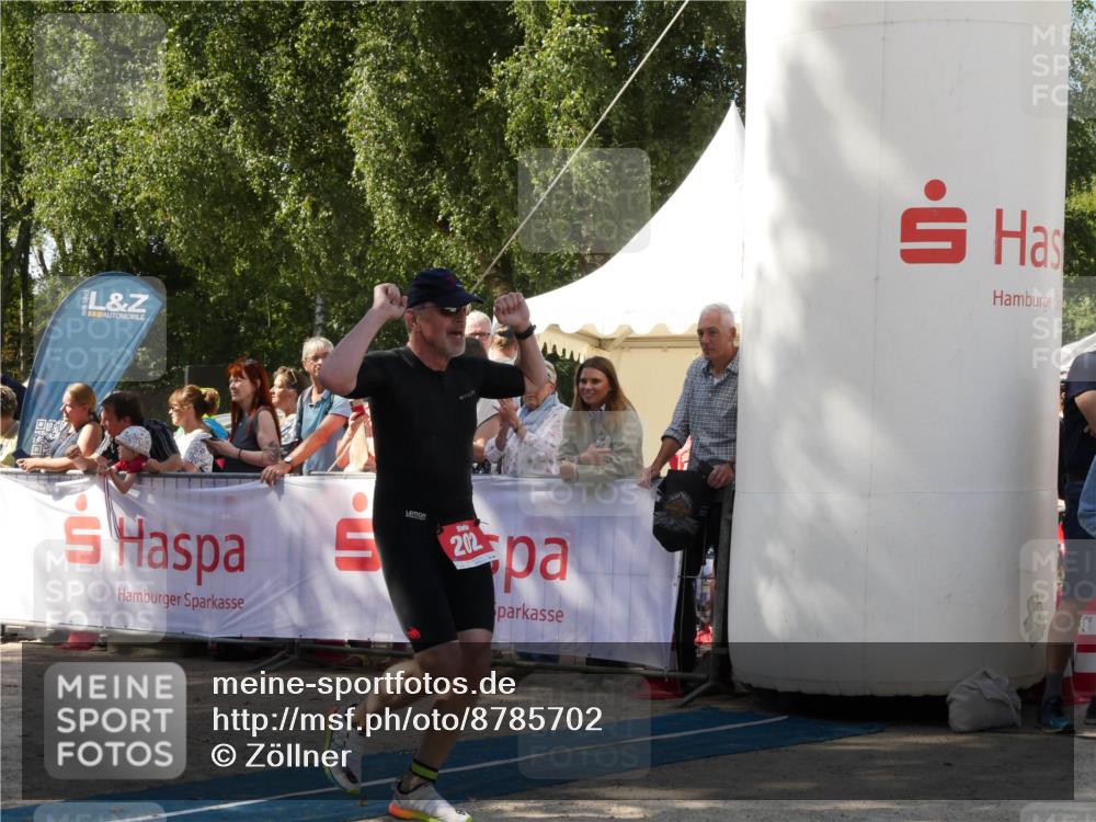 07.09.2025 - 19. Norderstedt Triathlon Zöllner http://msf.ph/oto/8785702 07.09.2025 12:49:50 Ziel 202 meine-sportfotos.de