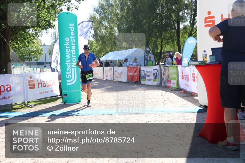 07.09.2025 - 19. Norderstedt Triathlon Zöllner http://msf.ph/oto/8785724 07.09.2025 15:32:52 Ziel 1009 meine-sportfotos.de