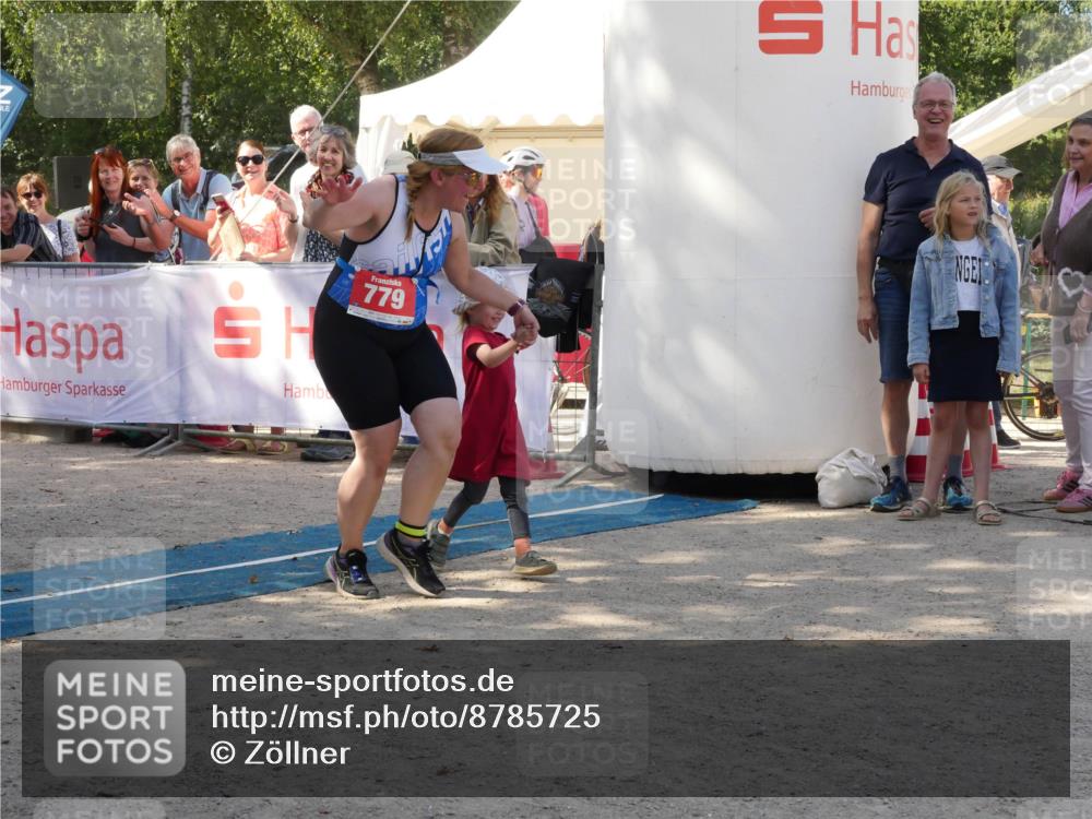 07.09.2025 - 19. Norderstedt Triathlon Zöllner http://msf.ph/oto/8785725 07.09.2025 12:50:19 Ziel 779 meine-sportfotos.de