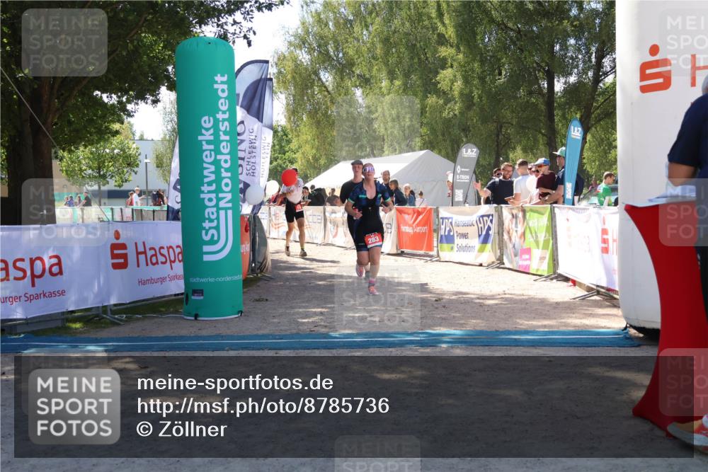 07.09.2025 - 19. Norderstedt Triathlon Zöllner http://msf.ph/oto/8785736 07.09.2025 13:19:27 Ziel 187, 283, 757 meine-sportfotos.de