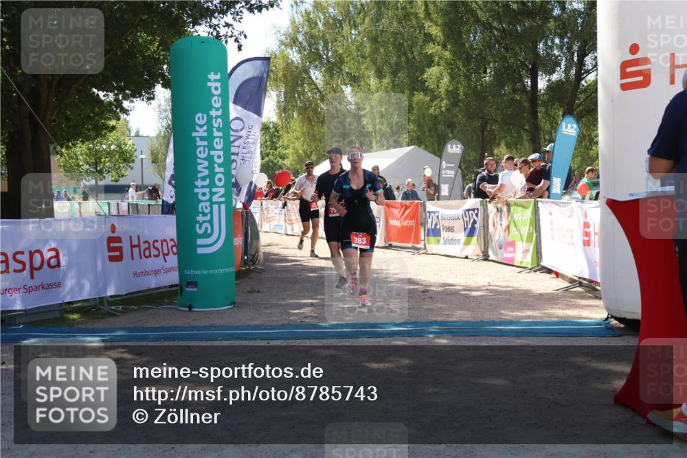 07.09.2025 - 19. Norderstedt Triathlon Zöllner http://msf.ph/oto/8785743 07.09.2025 13:19:28 Ziel 187, 283, 757 meine-sportfotos.de