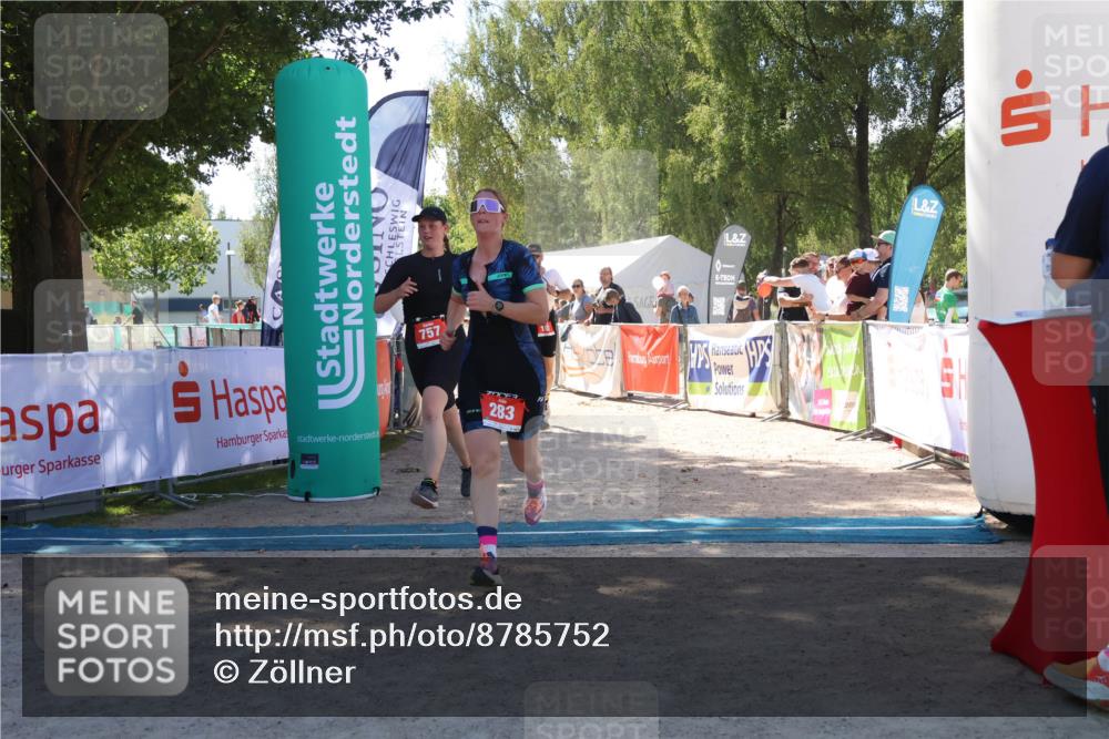 07.09.2025 - 19. Norderstedt Triathlon Zöllner http://msf.ph/oto/8785752 07.09.2025 13:19:29 Ziel 187, 283, 757 meine-sportfotos.de