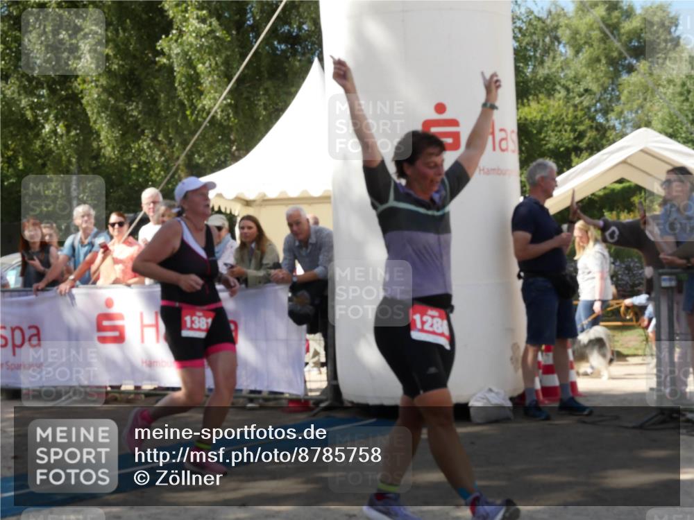 07.09.2025 - 19. Norderstedt Triathlon Zöllner http://msf.ph/oto/8785758 07.09.2025 12:50:47 Ziel 1286, 1381 meine-sportfotos.de