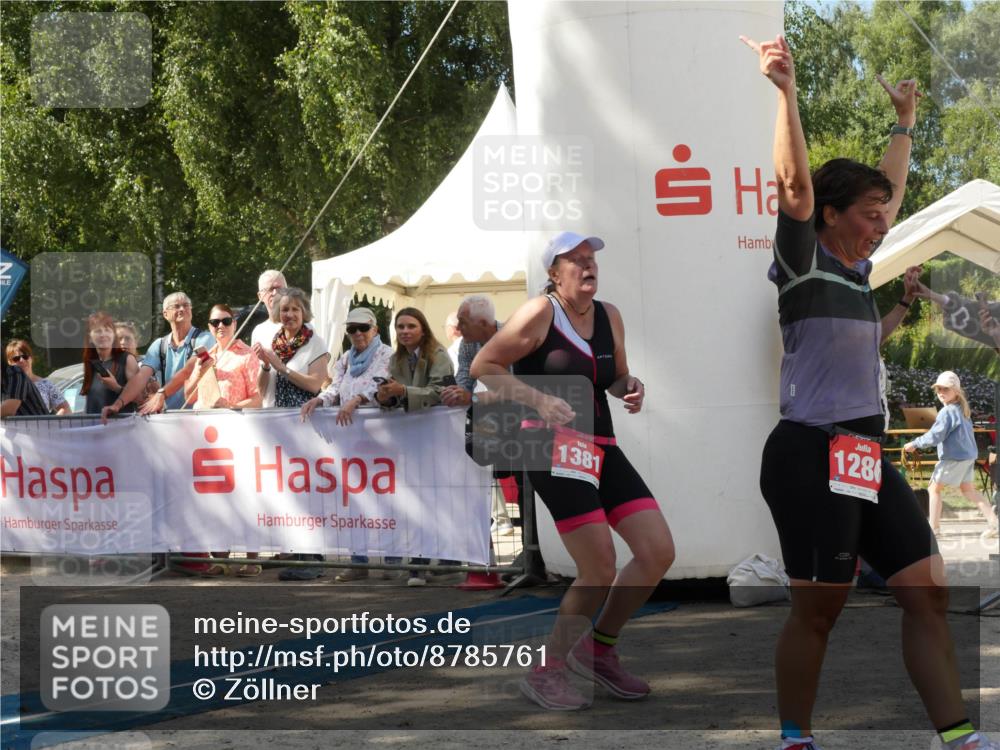 07.09.2025 - 19. Norderstedt Triathlon Zöllner http://msf.ph/oto/8785761 07.09.2025 12:50:47 Ziel 1286, 1381 meine-sportfotos.de