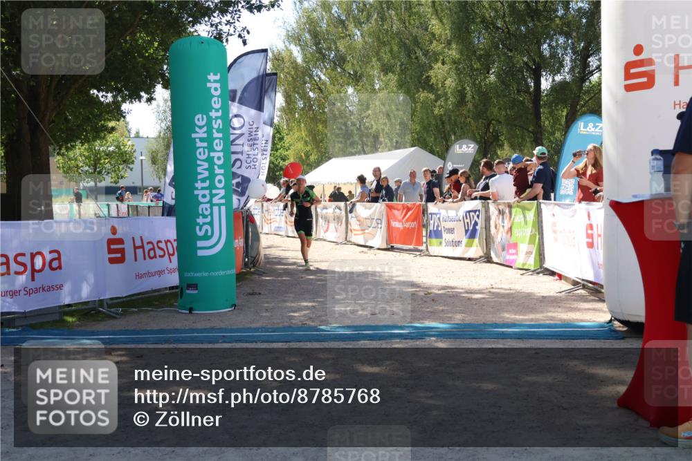 07.09.2025 - 19. Norderstedt Triathlon Zöllner http://msf.ph/oto/8785768 07.09.2025 13:20:05 Ziel 1262 meine-sportfotos.de