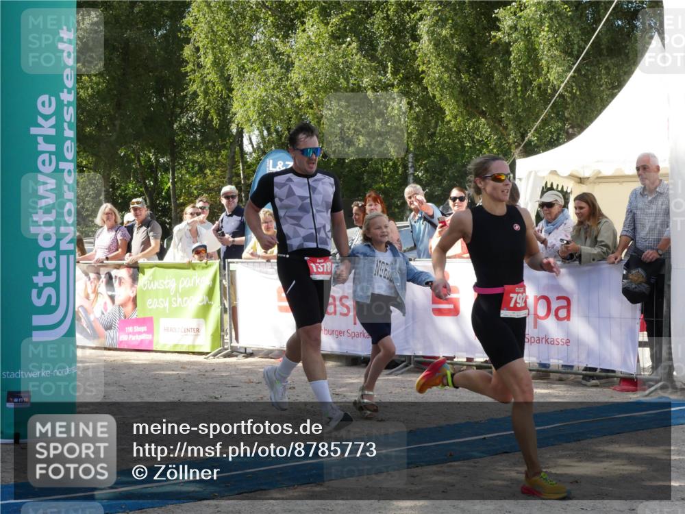 07.09.2025 - 19. Norderstedt Triathlon Zöllner http://msf.ph/oto/8785773 07.09.2025 12:51:13 Ziel 792, 1220, 1378 meine-sportfotos.de