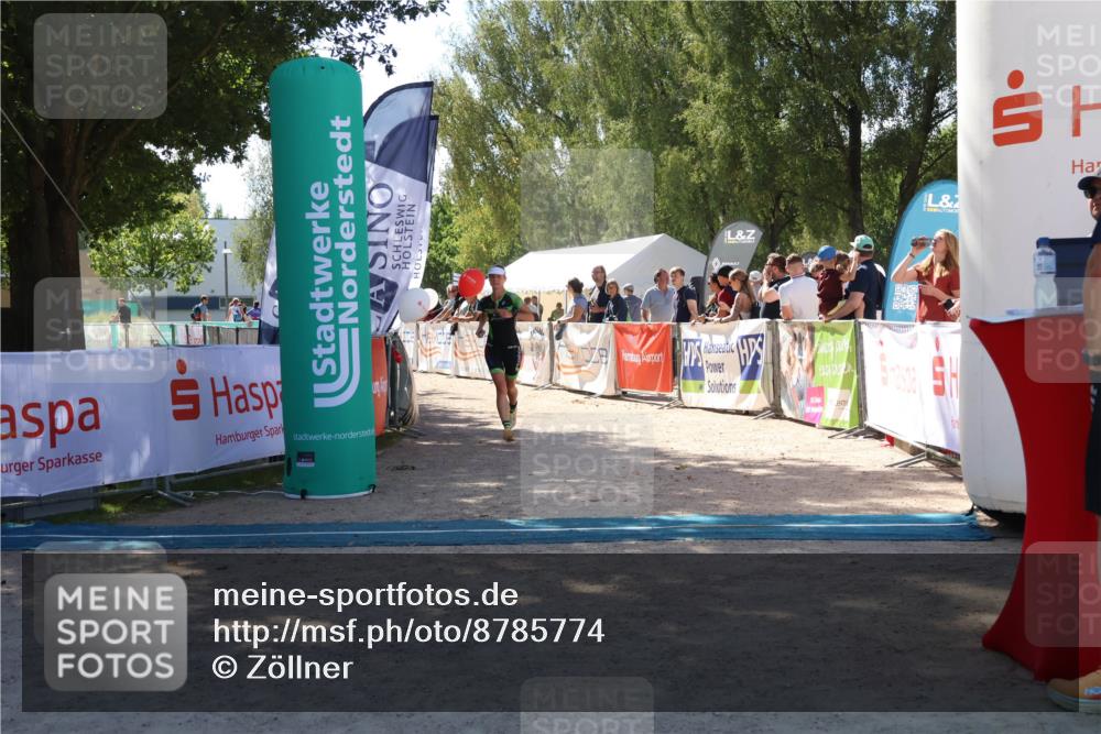 07.09.2025 - 19. Norderstedt Triathlon Zöllner http://msf.ph/oto/8785774 07.09.2025 13:20:06 Ziel 1262 meine-sportfotos.de