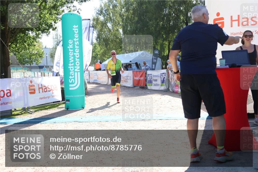 07.09.2025 - 19. Norderstedt Triathlon Zöllner http://msf.ph/oto/8785776 07.09.2025 15:33:14 Ziel 1031 meine-sportfotos.de