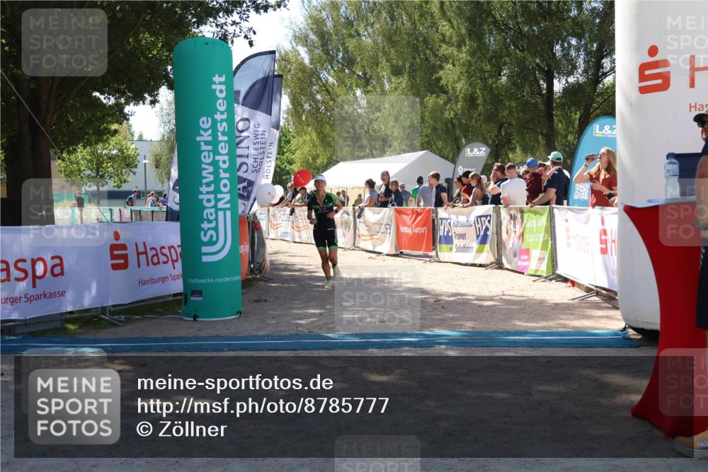07.09.2025 - 19. Norderstedt Triathlon Zöllner http://msf.ph/oto/8785777 07.09.2025 13:20:06 Ziel 1262 meine-sportfotos.de