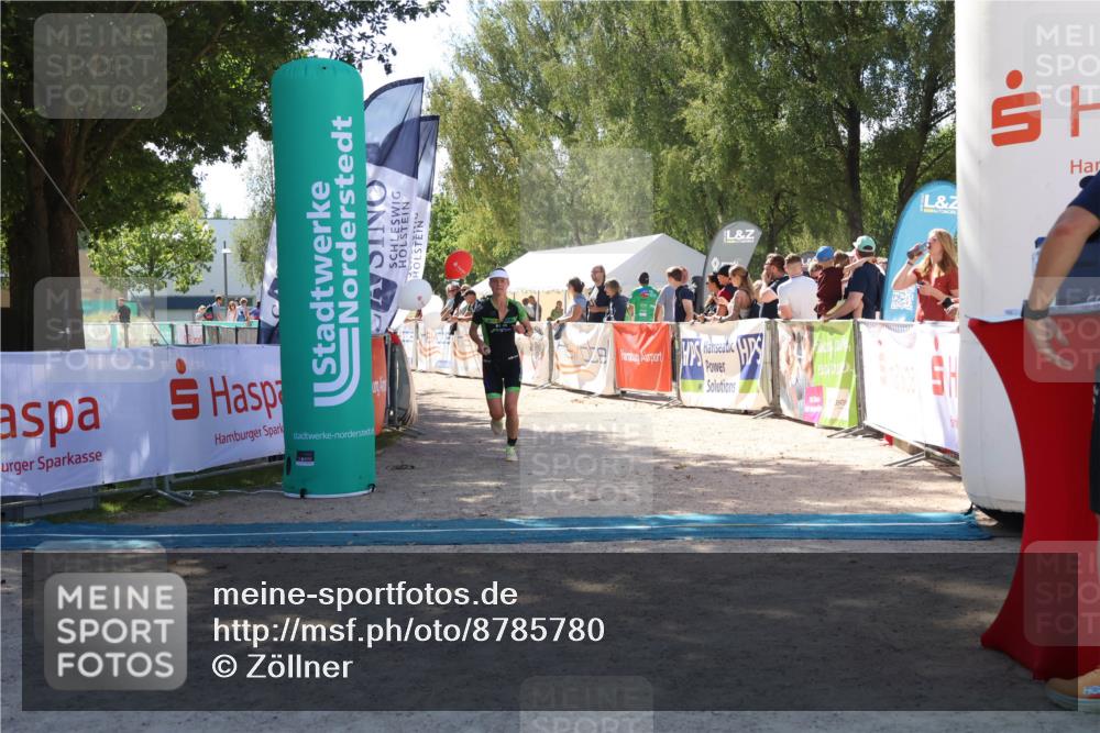 07.09.2025 - 19. Norderstedt Triathlon Zöllner http://msf.ph/oto/8785780 07.09.2025 13:20:06 Ziel 1262 meine-sportfotos.de