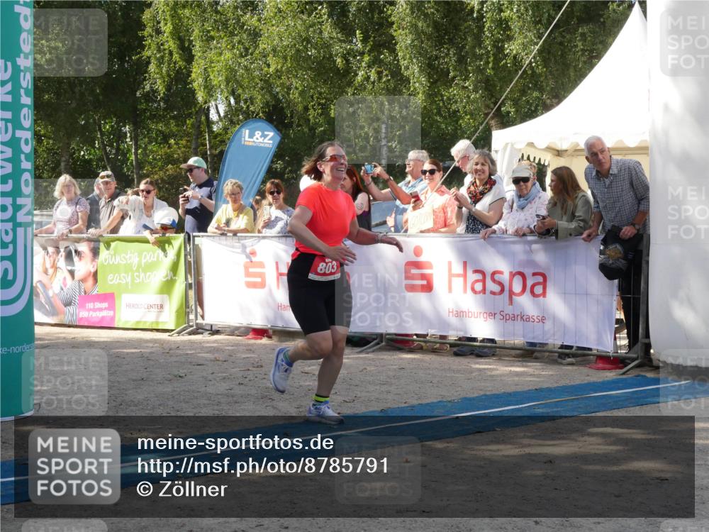 07.09.2025 - 19. Norderstedt Triathlon Zöllner http://msf.ph/oto/8785791 07.09.2025 12:51:22 Ziel 803 meine-sportfotos.de