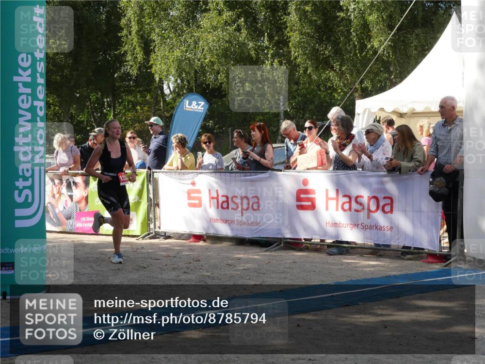 07.09.2025 - 19. Norderstedt Triathlon Zöllner http://msf.ph/oto/8785794 07.09.2025 12:51:31 Ziel 140, 1224 meine-sportfotos.de