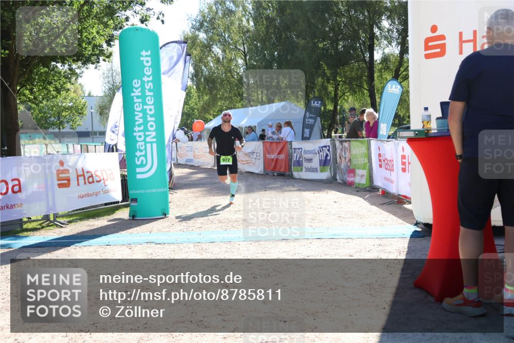 07.09.2025 - 19. Norderstedt Triathlon Zöllner http://msf.ph/oto/8785811 07.09.2025 15:33:49 Ziel 972 meine-sportfotos.de