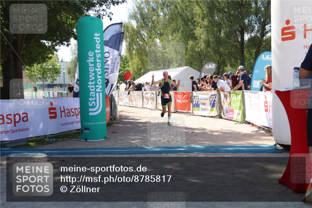 07.09.2025 - 19. Norderstedt Triathlon Zöllner http://msf.ph/oto/8785817 07.09.2025 13:20:21 Ziel 205 meine-sportfotos.de