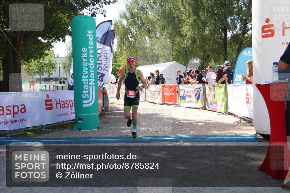 07.09.2025 - 19. Norderstedt Triathlon Zöllner http://msf.ph/oto/8785824 07.09.2025 13:20:22 Ziel 205 meine-sportfotos.de