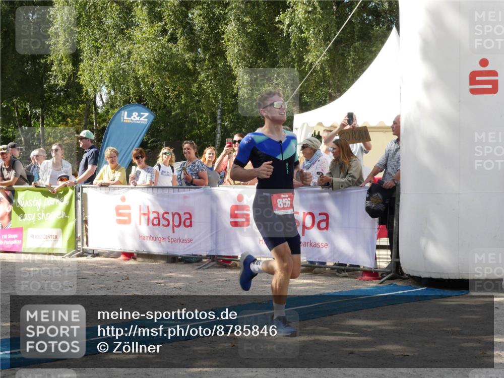 07.09.2025 - 19. Norderstedt Triathlon Zöllner http://msf.ph/oto/8785846 07.09.2025 12:52:33 Ziel 856 meine-sportfotos.de