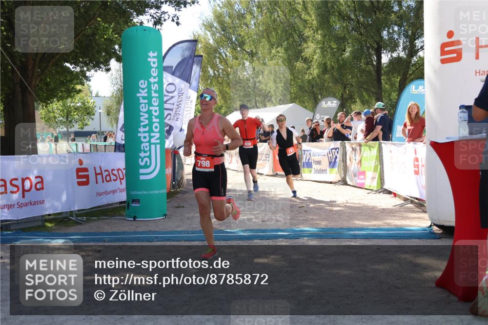 07.09.2025 - 19. Norderstedt Triathlon Zöllner http://msf.ph/oto/8785872 07.09.2025 13:20:35 Ziel 781, 798, 808, 1397 meine-sportfotos.de
