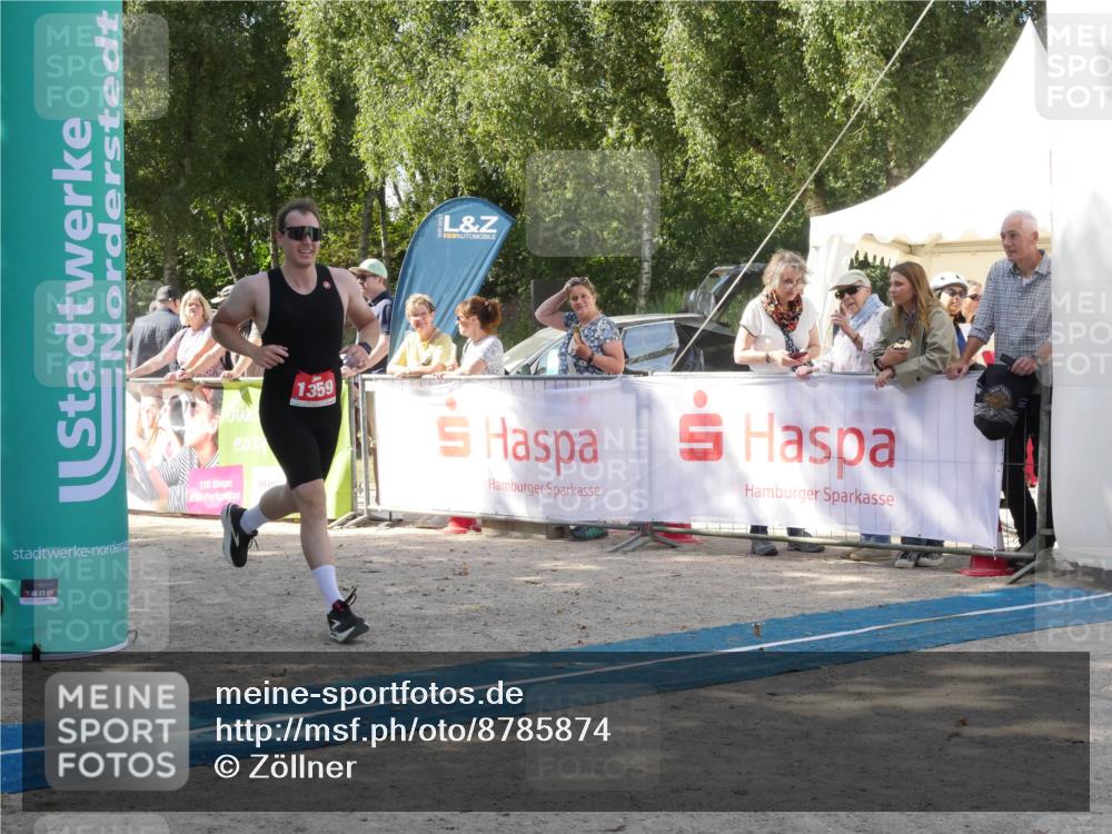 07.09.2025 - 19. Norderstedt Triathlon Zöllner http://msf.ph/oto/8785874 07.09.2025 12:53:17 Ziel 802, 1359 meine-sportfotos.de