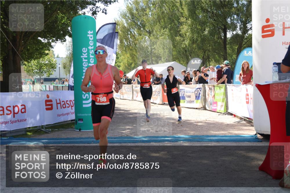 07.09.2025 - 19. Norderstedt Triathlon Zöllner http://msf.ph/oto/8785875 07.09.2025 13:20:35 Ziel 781, 798, 808, 1397 meine-sportfotos.de