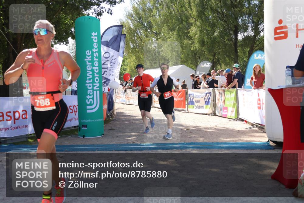 07.09.2025 - 19. Norderstedt Triathlon Zöllner http://msf.ph/oto/8785880 07.09.2025 13:20:36 Ziel 781, 798, 808, 1397 meine-sportfotos.de