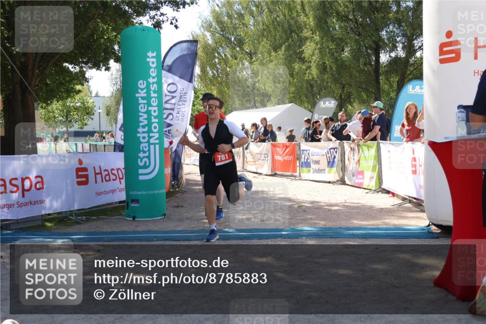 07.09.2025 - 19. Norderstedt Triathlon Zöllner http://msf.ph/oto/8785883 07.09.2025 13:20:36 Ziel 781, 798, 808, 1397 meine-sportfotos.de
