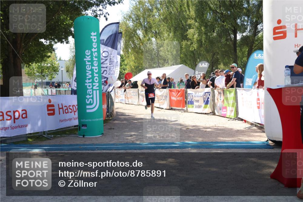 07.09.2025 - 19. Norderstedt Triathlon Zöllner http://msf.ph/oto/8785891 07.09.2025 13:20:54 Ziel 754 meine-sportfotos.de