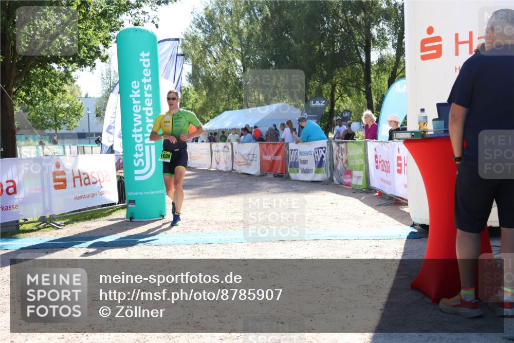 07.09.2025 - 19. Norderstedt Triathlon Zöllner http://msf.ph/oto/8785907 07.09.2025 15:34:47 Ziel 1028 meine-sportfotos.de