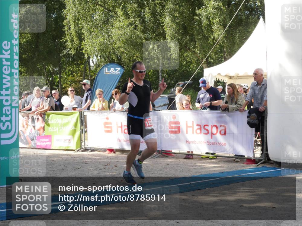 07.09.2025 - 19. Norderstedt Triathlon Zöllner http://msf.ph/oto/8785914 07.09.2025 12:54:02 Ziel 192, 1280 meine-sportfotos.de