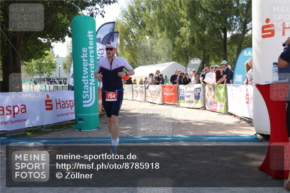 07.09.2025 - 19. Norderstedt Triathlon Zöllner http://msf.ph/oto/8785918 07.09.2025 13:20:57 Ziel 754 meine-sportfotos.de