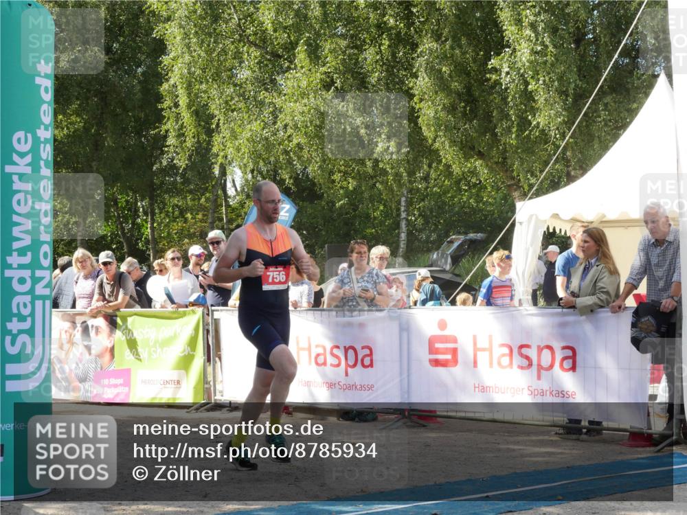 07.09.2025 - 19. Norderstedt Triathlon Zöllner http://msf.ph/oto/8785934 07.09.2025 12:55:08 Ziel 756, 1346 meine-sportfotos.de