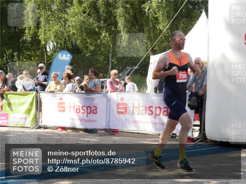 07.09.2025 - 19. Norderstedt Triathlon Zöllner http://msf.ph/oto/8785942 07.09.2025 12:55:09 Ziel 756 meine-sportfotos.de