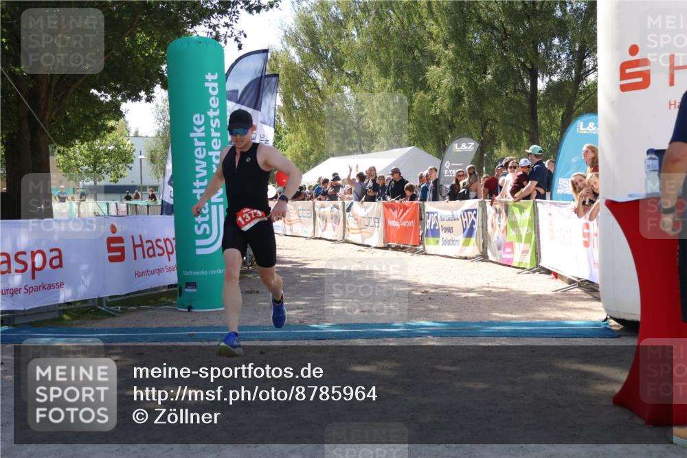 07.09.2025 - 19. Norderstedt Triathlon Zöllner http://msf.ph/oto/8785964 07.09.2025 13:21:49 Ziel 1373 meine-sportfotos.de