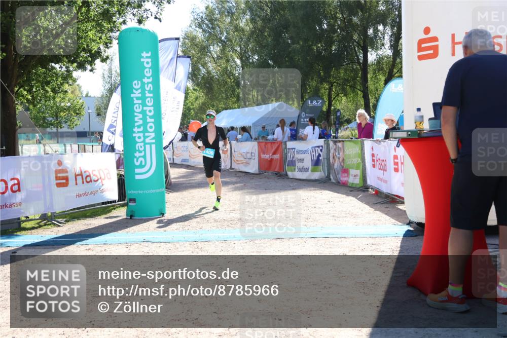 07.09.2025 - 19. Norderstedt Triathlon Zöllner http://msf.ph/oto/8785966 07.09.2025 15:35:08 Ziel 393, 1406 meine-sportfotos.de