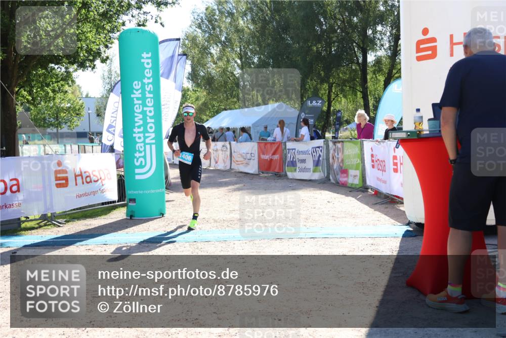 07.09.2025 - 19. Norderstedt Triathlon Zöllner http://msf.ph/oto/8785976 07.09.2025 15:35:09 Ziel 393, 1406 meine-sportfotos.de